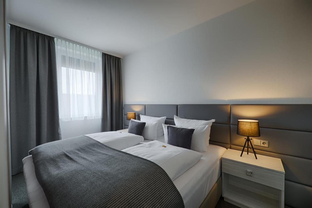 Hotel Townhouse Dahlewitz  Екстер'єр фото